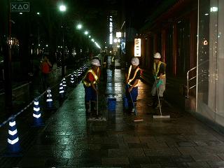 夜間工事の滑り止め